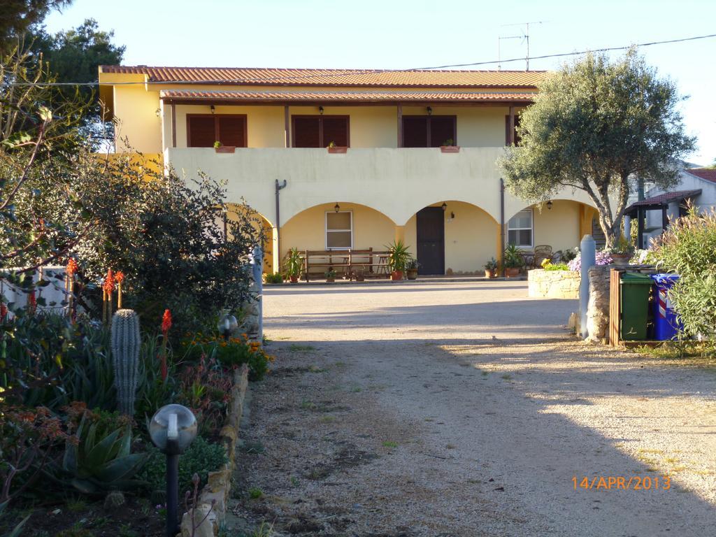 Agriturismo Cuile De Molino ポルト・トッレス エクステリア 写真